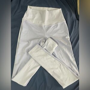 Lululemon tights size 4